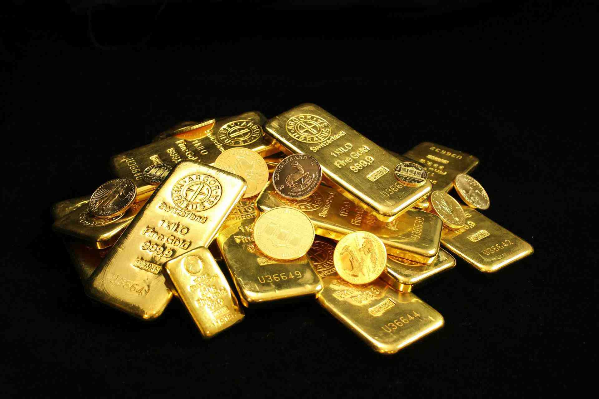 避险情绪推动金价突破4000美元大关
