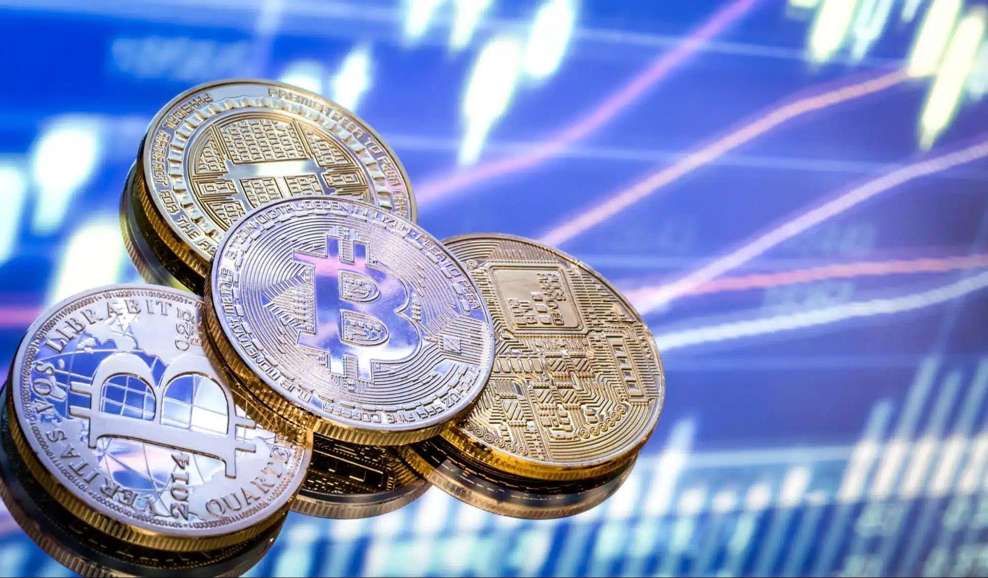 加密货币市场更新：以太坊、XRP领涨，Solana、狗狗币下滑