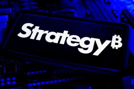 Strategy比特币钱包在1.05亿美元出售后转出1030 BTC